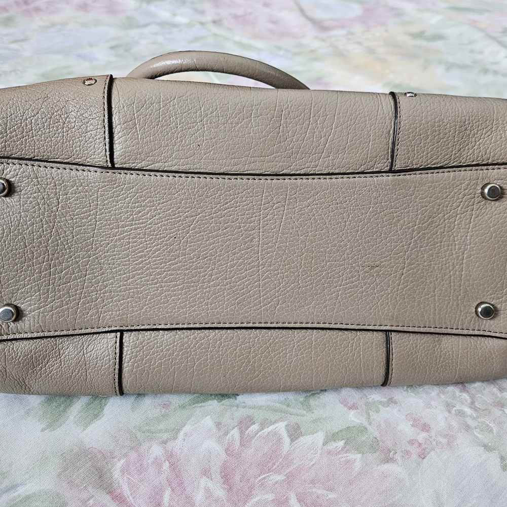 Coach Mercer 30 Taupe Soft Pebble Leather Satchel Handvag Cross Body - Picture 4 of 5